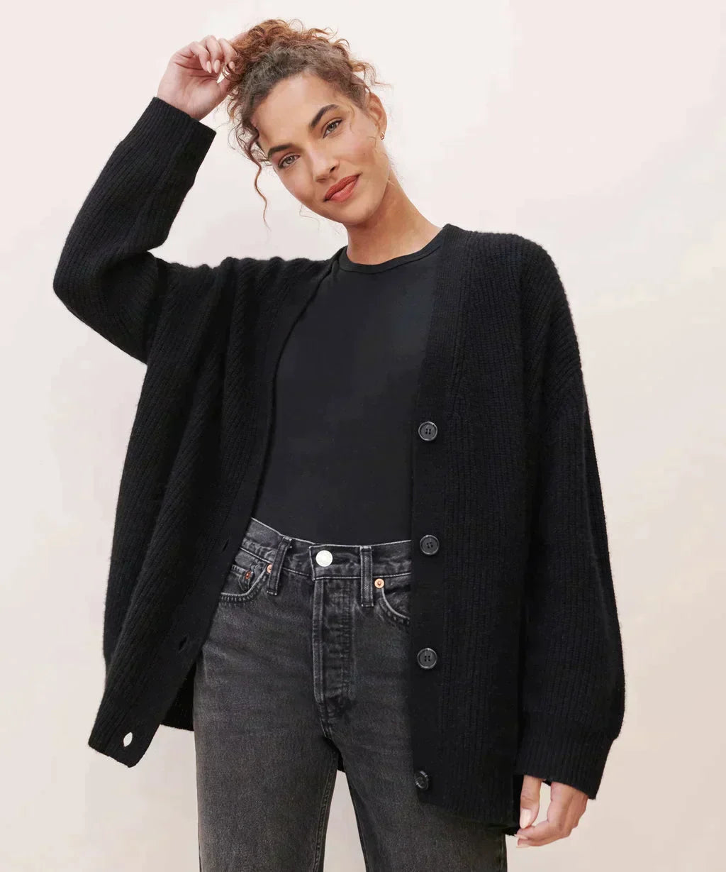 Freya - Elegant Cashmere Cardigan
